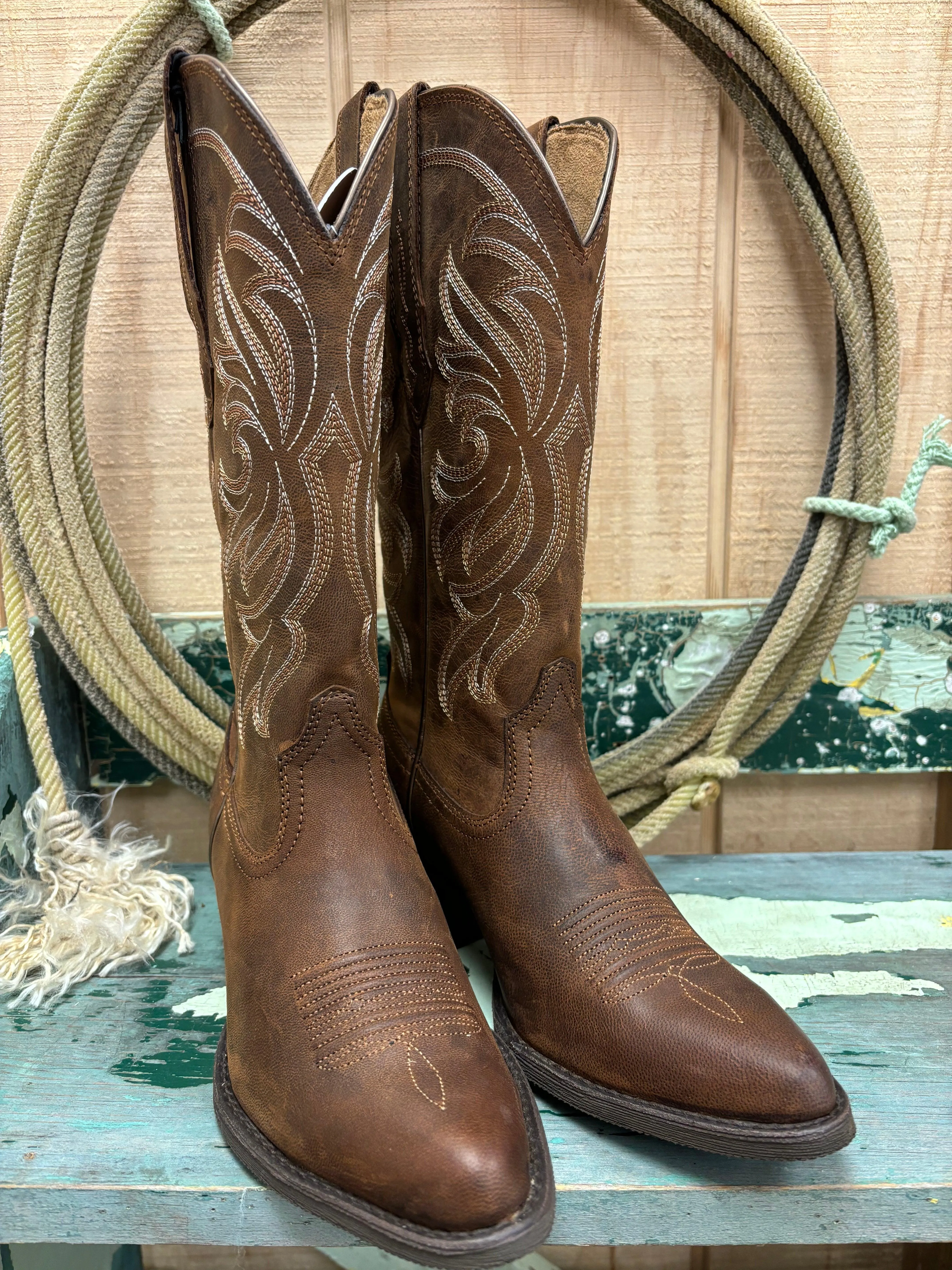 Sure! Here’s an optimized title for the product:

Ariat Womens Heritage Sassy Brown Stretch Fit J Toe Cowgirl Boots - Stylish Comfort and Durability - Model 10051051