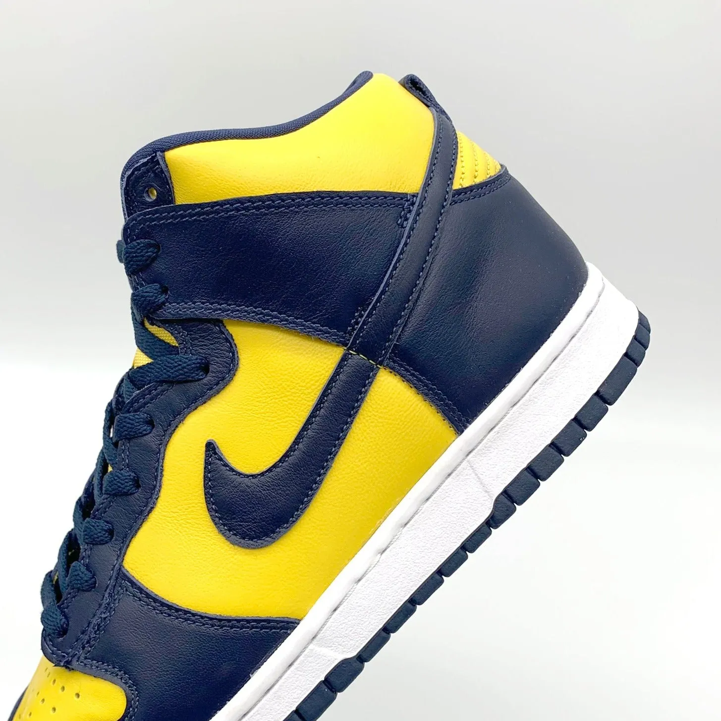 Dunk High Michigan