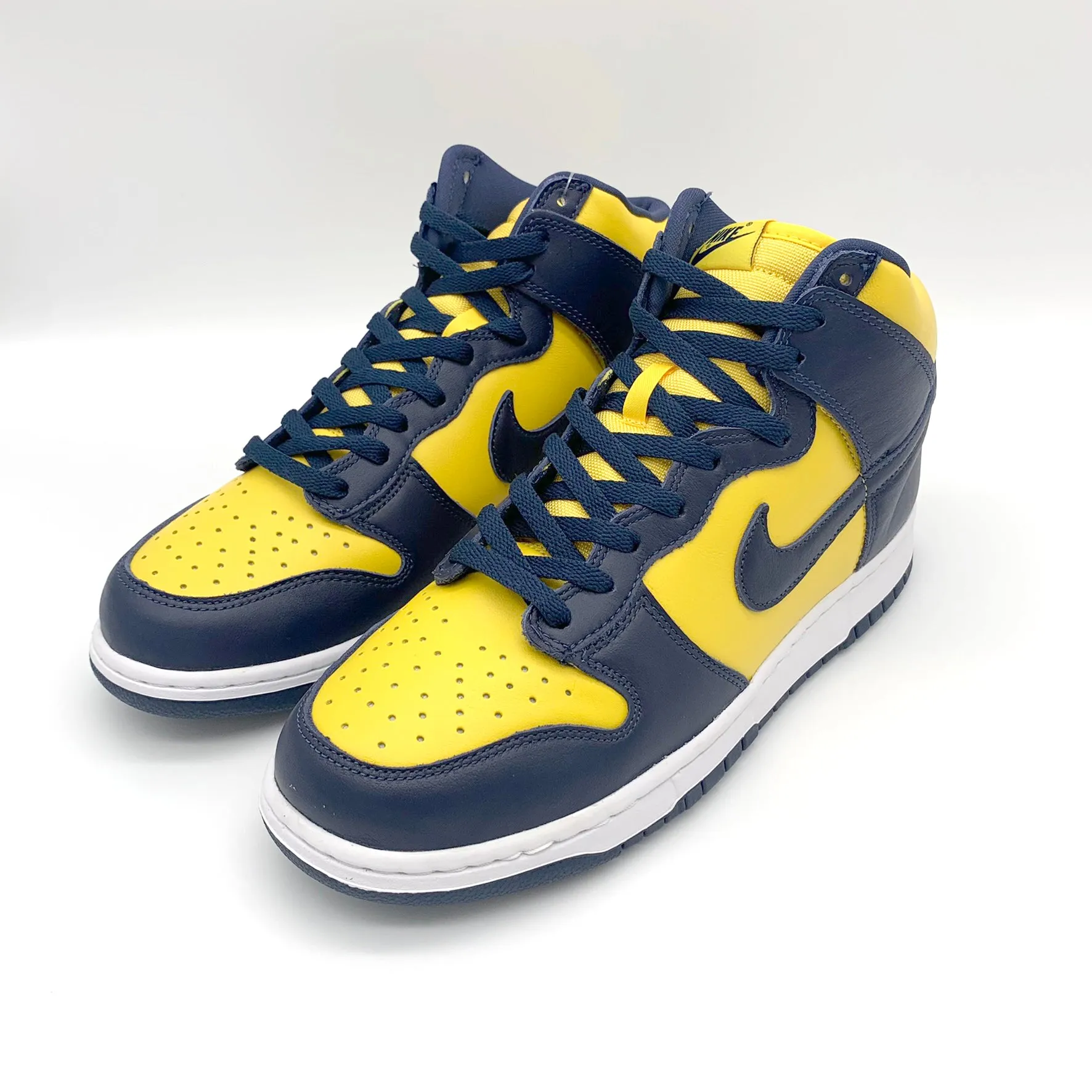 Dunk High Michigan