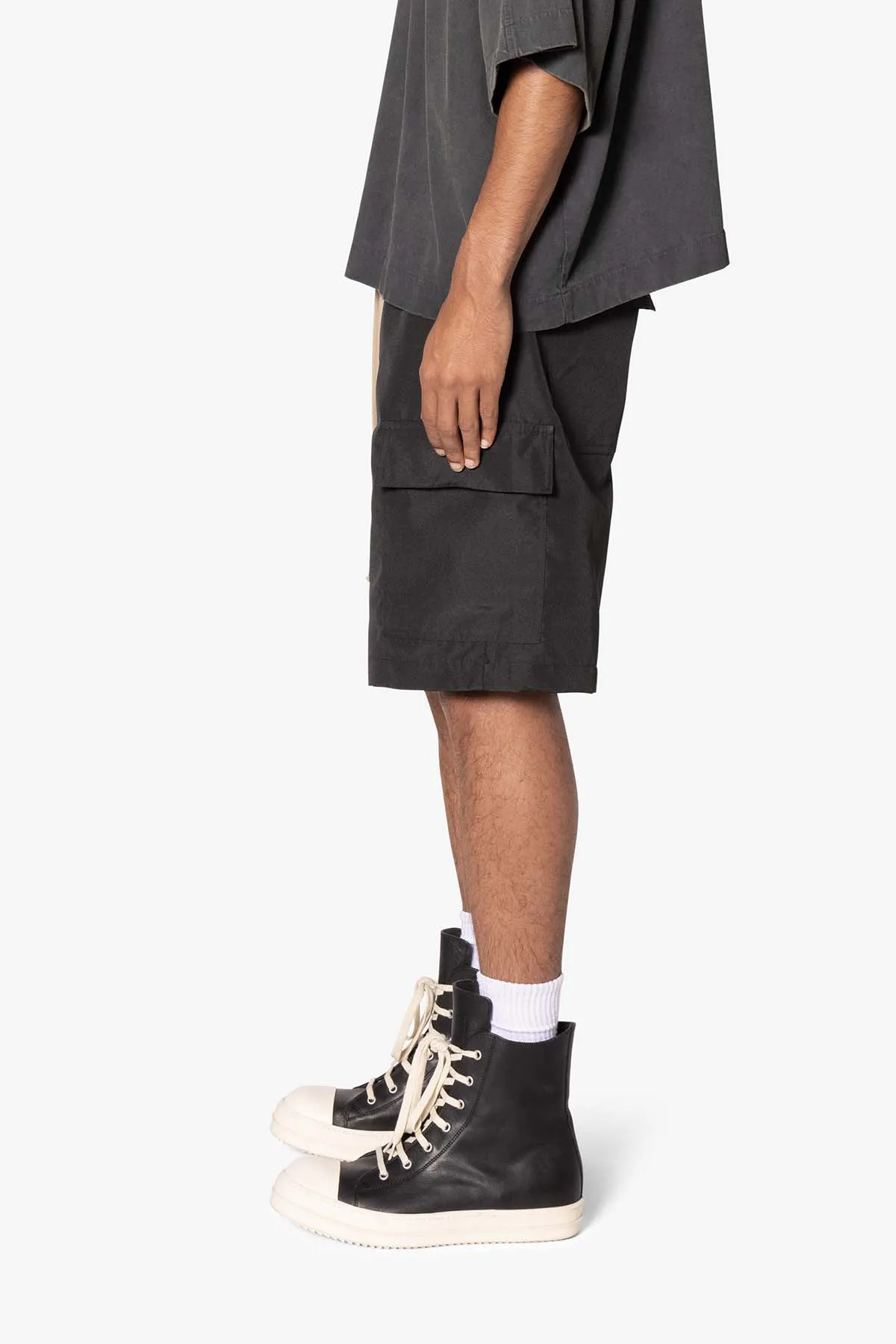 Rave Double Cargo Shorts - Black